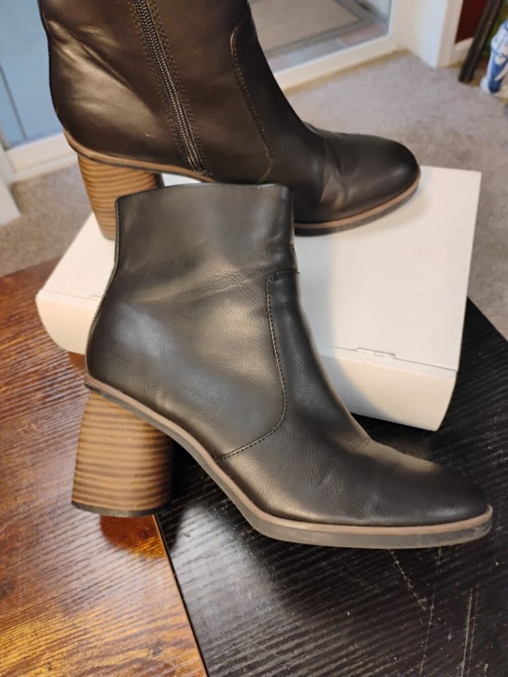 Korks Black Ankle Boots Block Heel Floral Lining 8.5